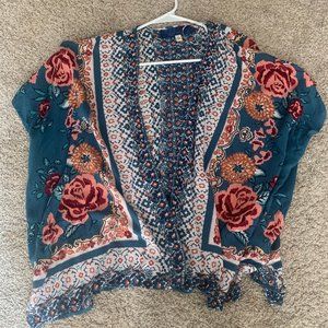 Boho short sleeved open front shawl